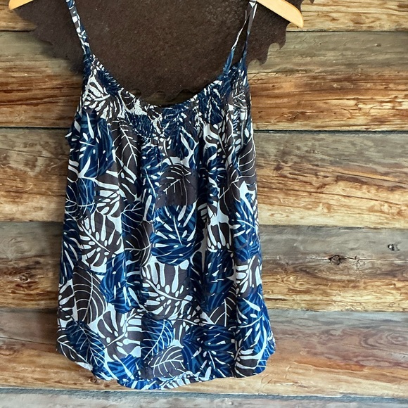 Tropical Blue Leaf Print Camisole - Picture 1 of 5